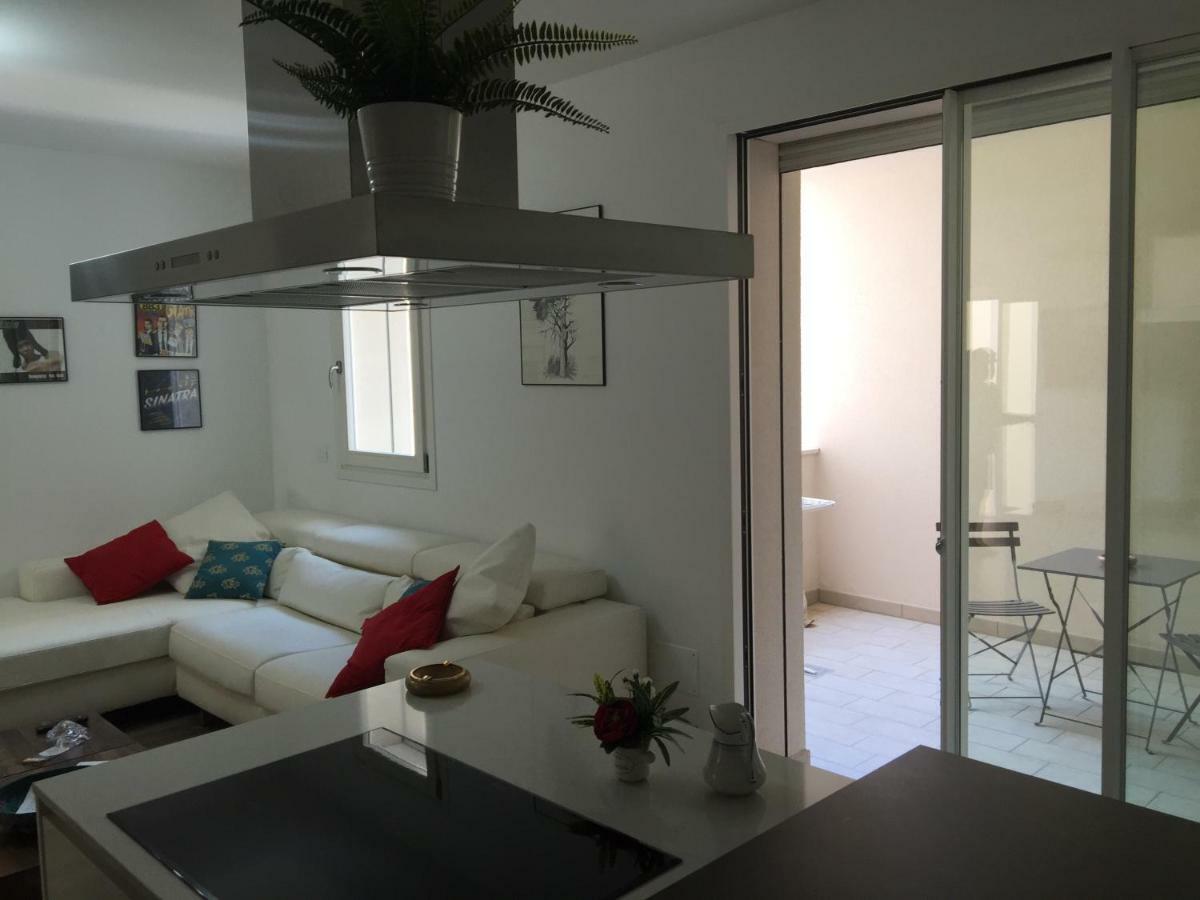 Modern Flat Lecce ++ Appartement Buitenkant foto