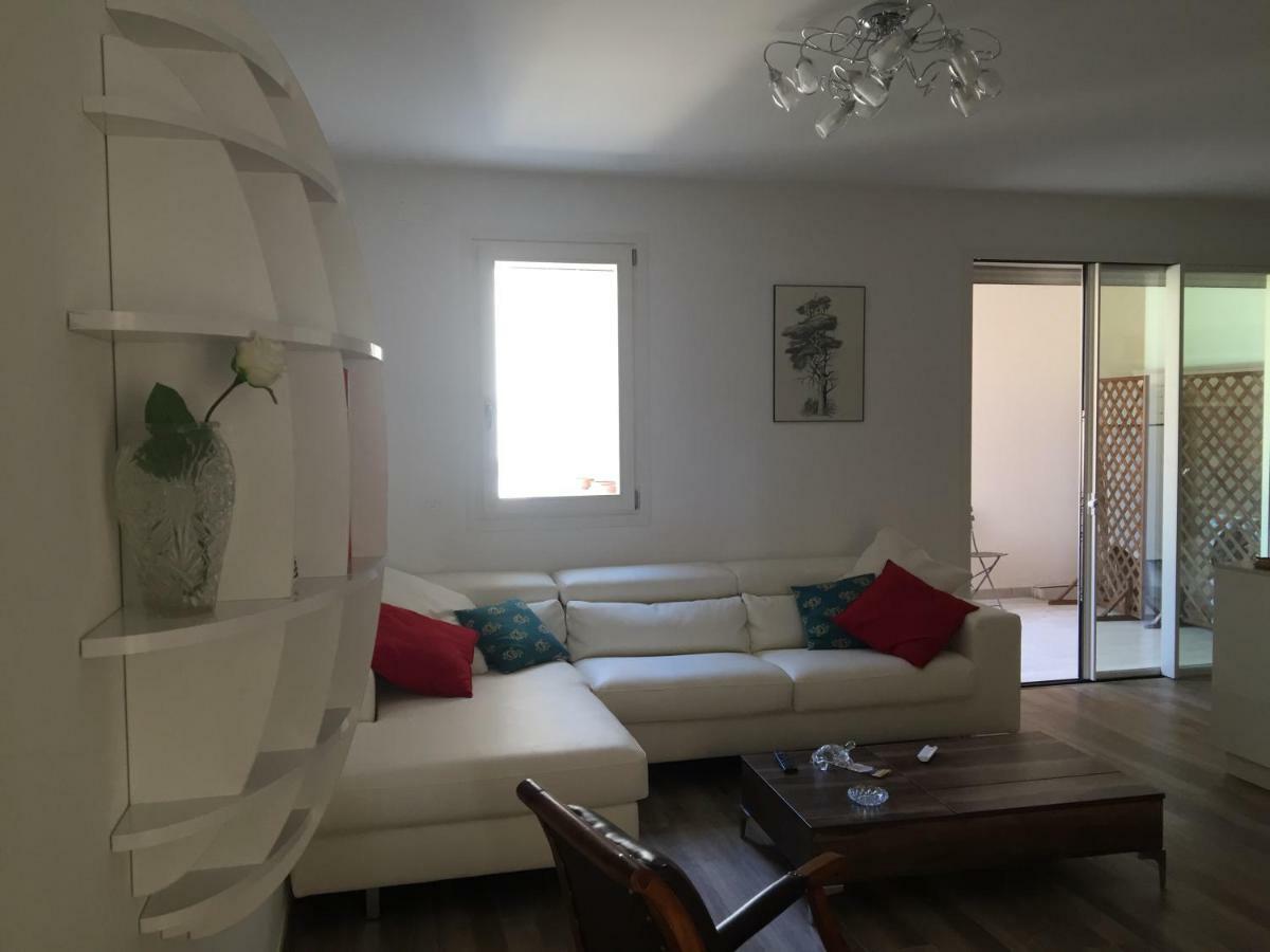 Modern Flat Lecce ++ Appartement Buitenkant foto