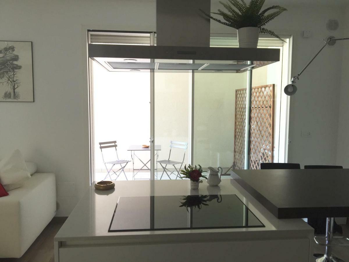 Modern Flat Lecce ++ Appartement Buitenkant foto